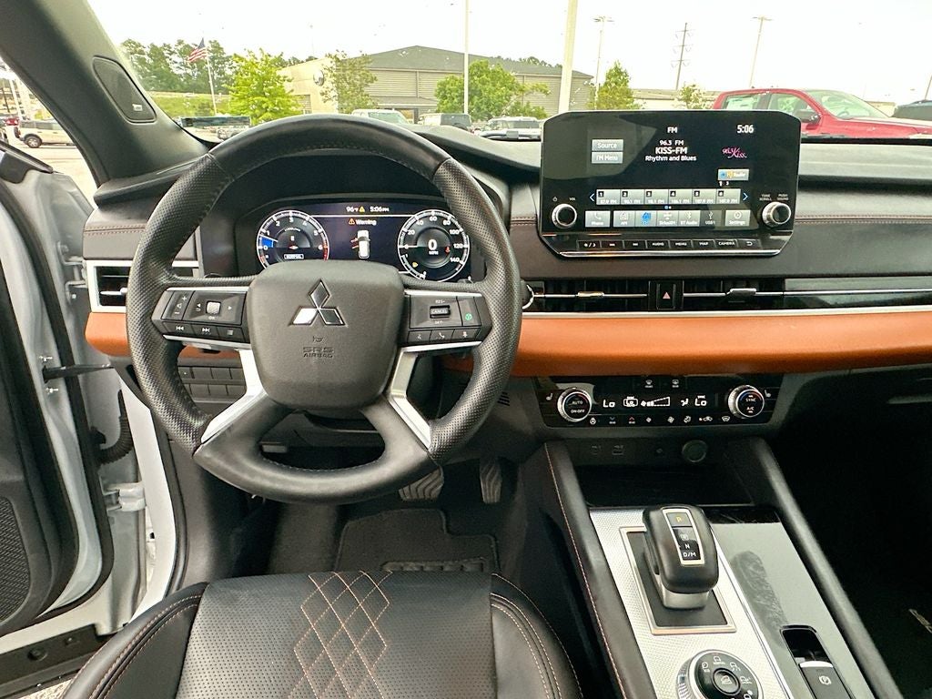 2024 Mitsubishi Outlander SEL