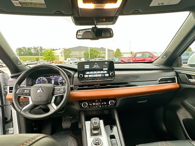 2024 Mitsubishi Outlander SEL