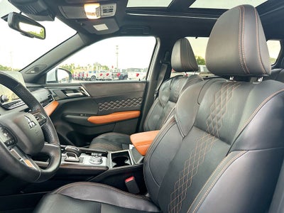 2024 Mitsubishi Outlander SEL