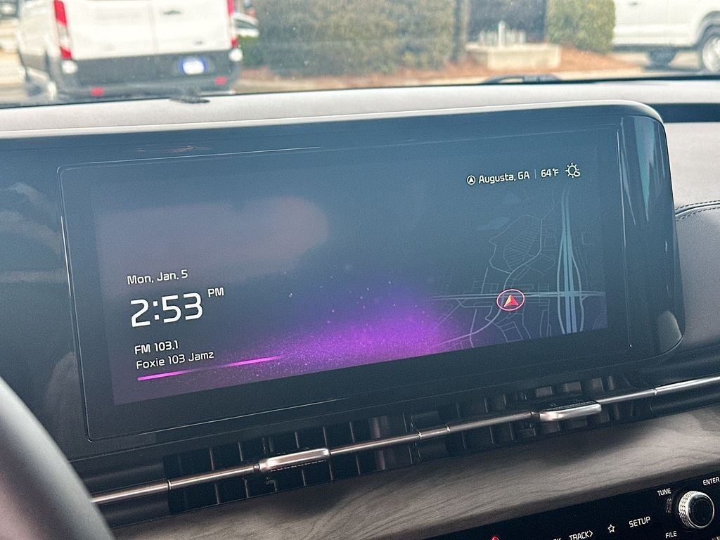 2024 Kia Carnival EX