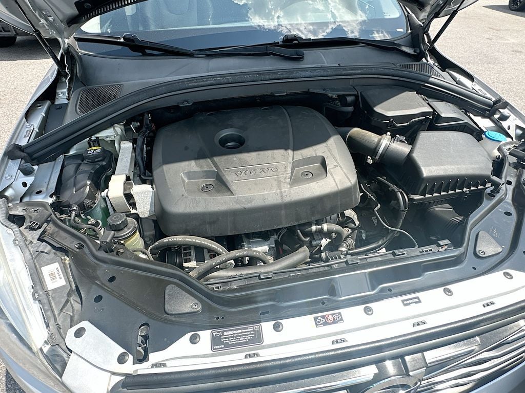 2017 Volvo XC60 T5 Dynamic