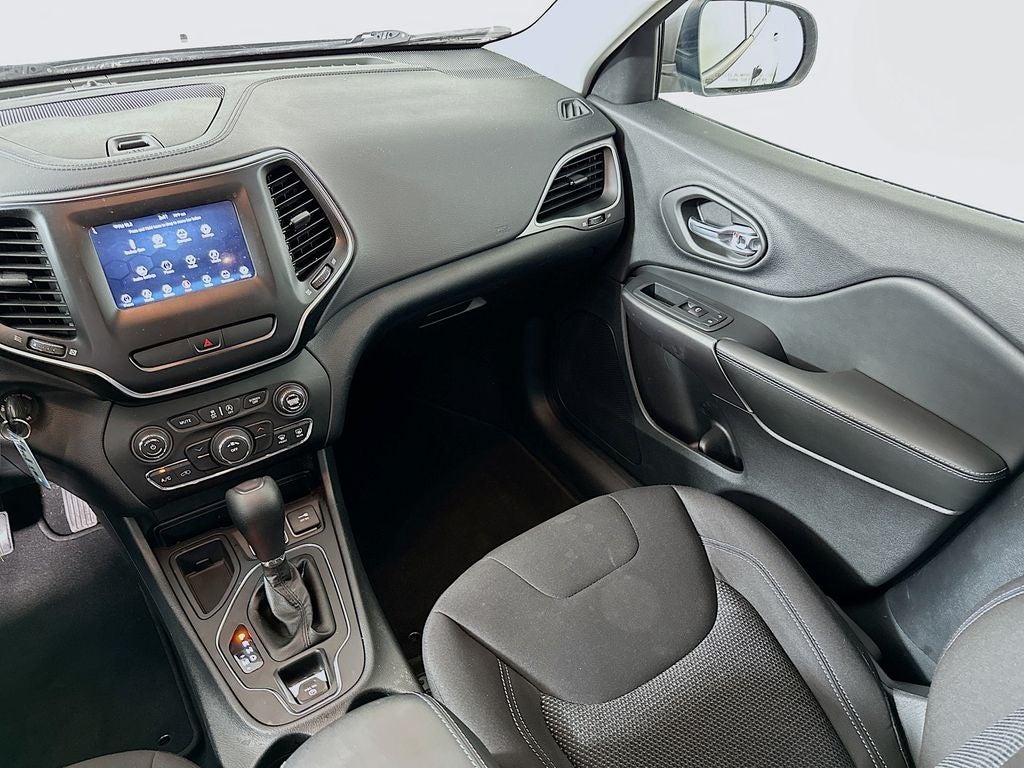 2020 Jeep Cherokee Latitude