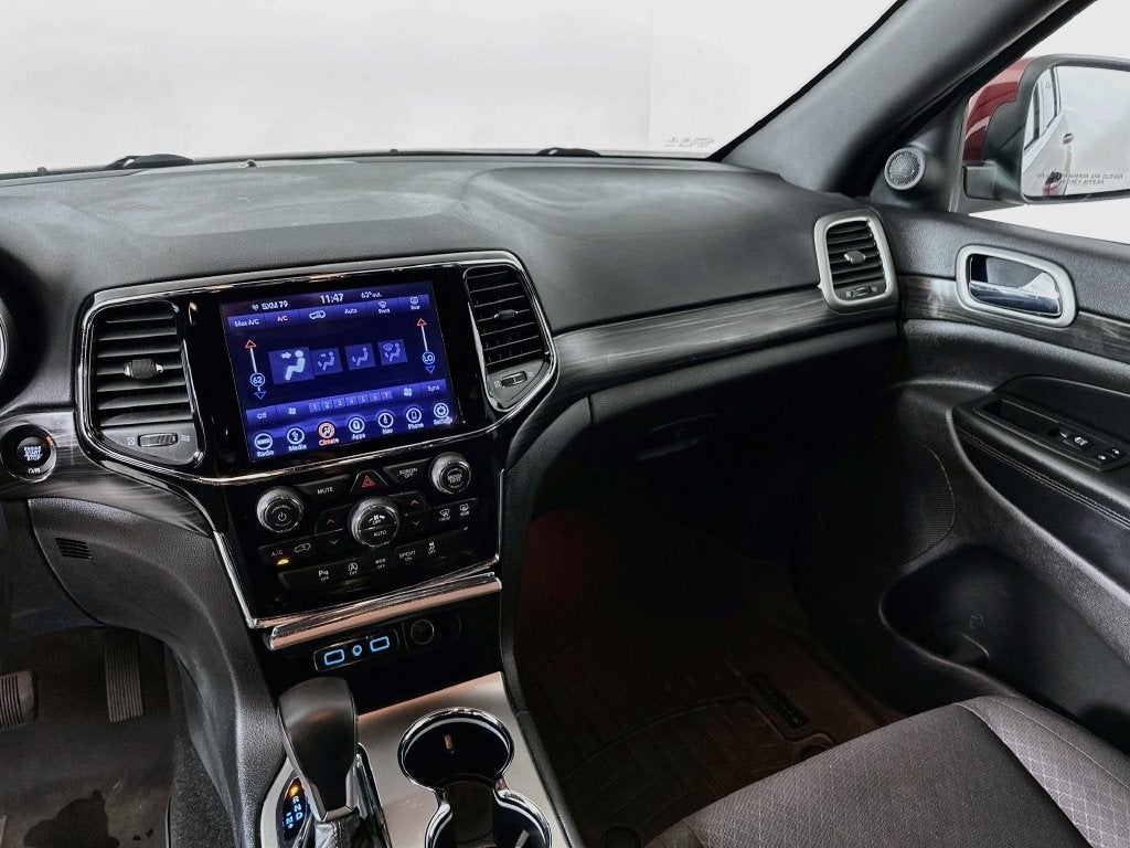 2019 Jeep Grand Cherokee Laredo E