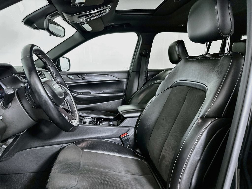 2022 Jeep Grand Cherokee L Altitude