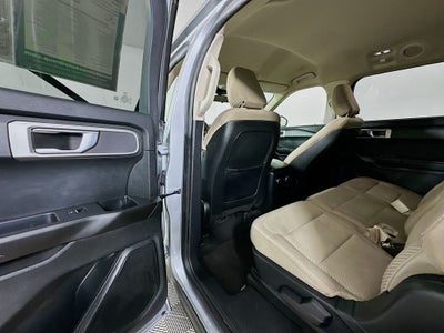 2020 Ford Explorer Base