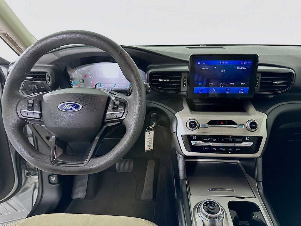 2020 Ford Explorer Base