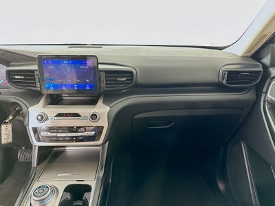 2020 Ford Explorer Base