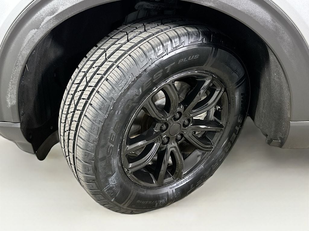 2020 Ford Explorer Base