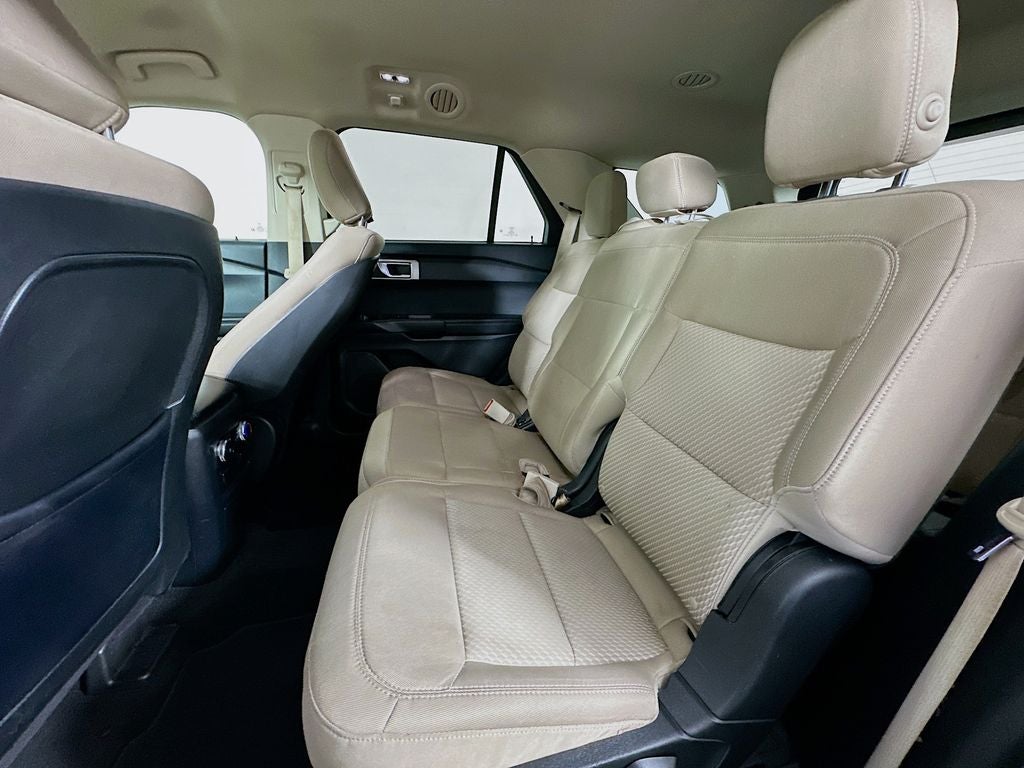 2020 Ford Explorer Base