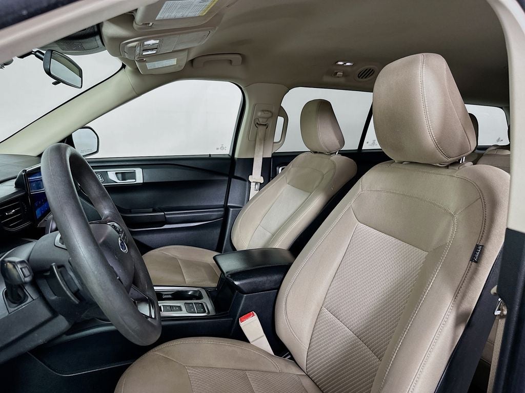 2020 Ford Explorer Base