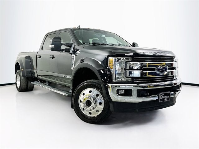 2019 Ford Super Duty F-450 DRW LARIAT