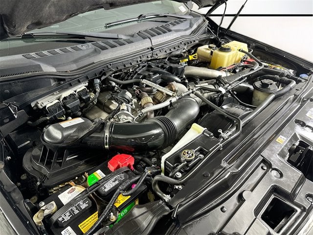 2019 Ford Super Duty F-450 DRW LARIAT