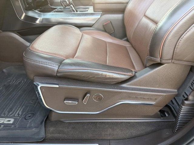 2022 Ford F-150 Base