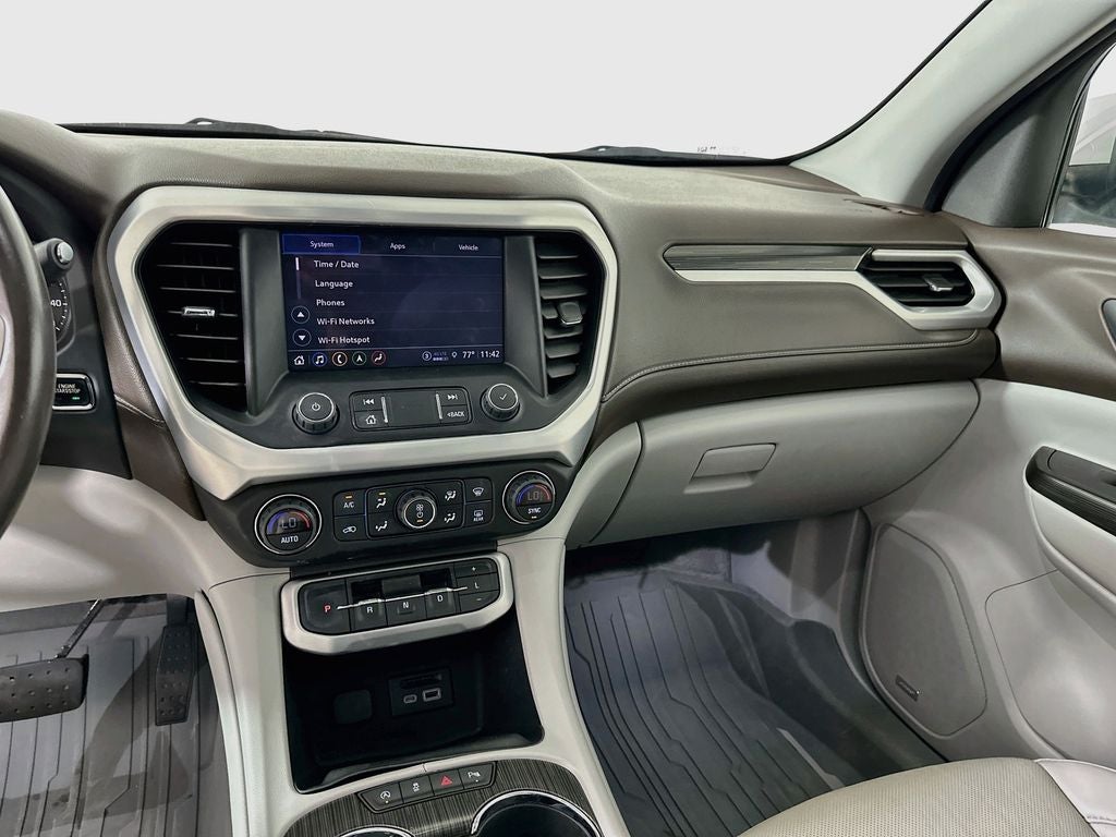 2021 GMC Acadia SLT