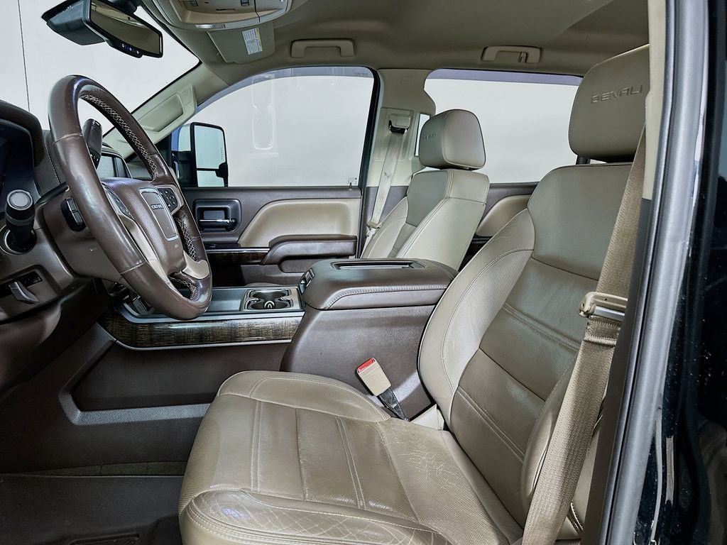2016 GMC Sierra 2500HD Denali
