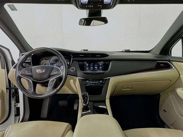 2018 Cadillac XT5 Premium Luxury FWD