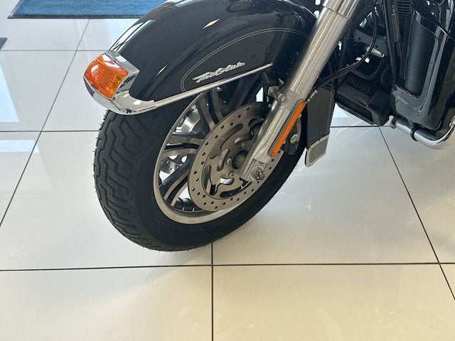 2011 Harley-Davidson Test Base