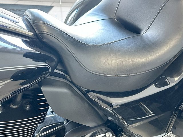 2011 Harley-Davidson Test Base