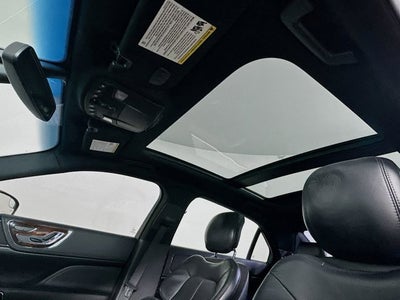 2017 Lincoln Continental Select