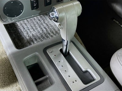 2010 Nissan Frontier LE