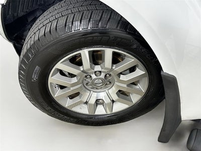 2010 Nissan Frontier LE