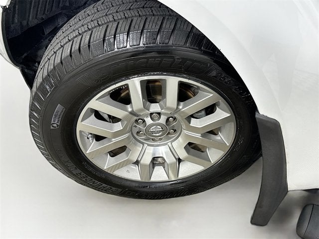 2010 Nissan Frontier LE