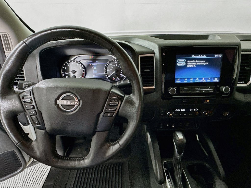 2024 Nissan Frontier SV
