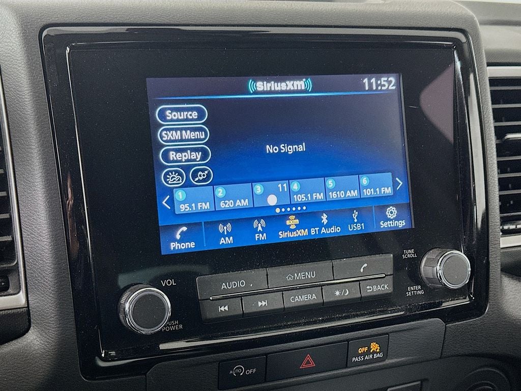 2024 Nissan Frontier SV