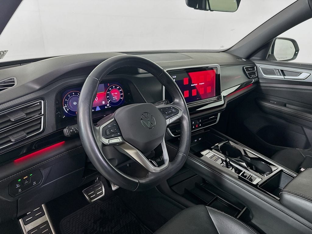 2024 Volkswagen Atlas Cross Sport 2.0T SEL R-Line
