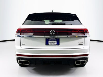 2024 Volkswagen Atlas Cross Sport 2.0T SEL R-Line