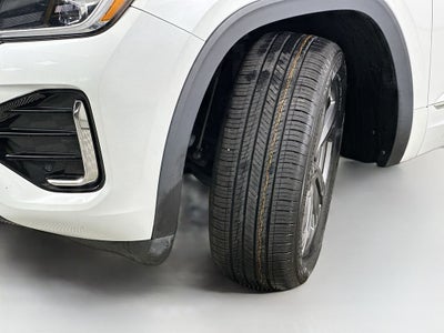 2024 Volkswagen Atlas Cross Sport 2.0T SEL R-Line
