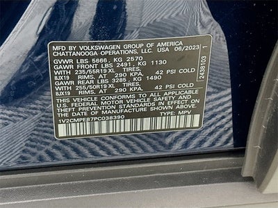 2023 Volkswagen ID.4 Pro