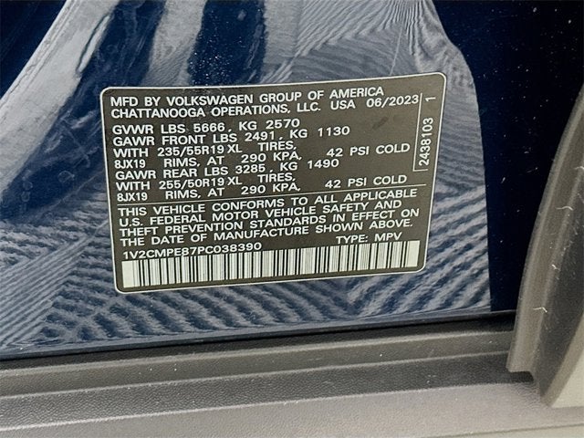 2023 Volkswagen ID.4 Pro