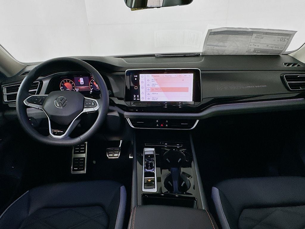 2025 Volkswagen Atlas 2.0T Peak Edition