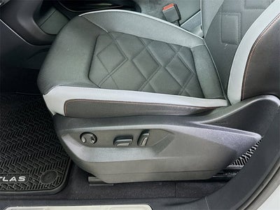 2024 Volkswagen Atlas 2.0T Peak Edition SE w/Technology