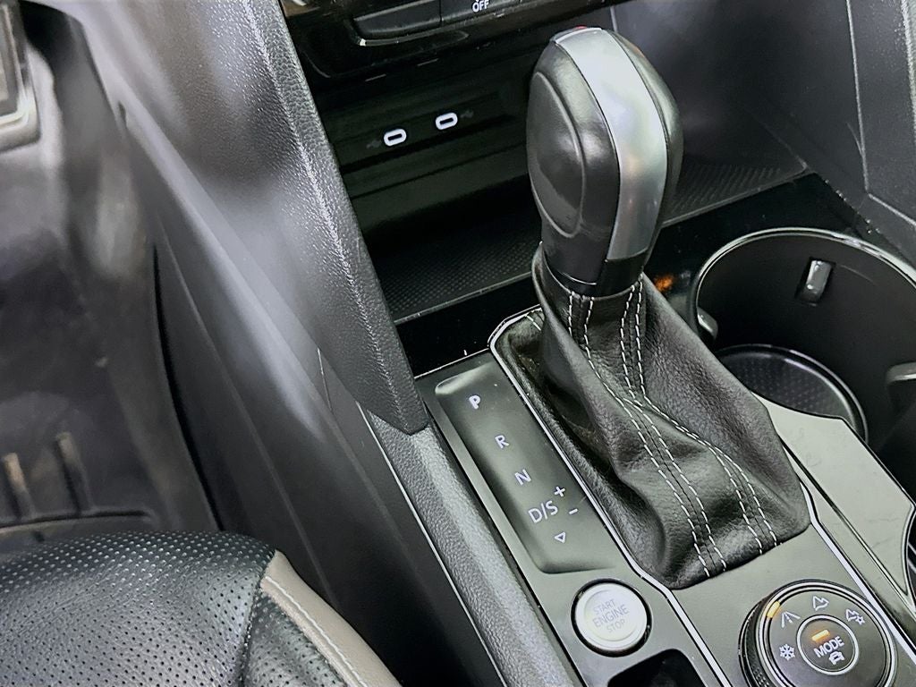 2021 Volkswagen Atlas 3.6L V6 SEL Premium R-Line 4Motion 21.5