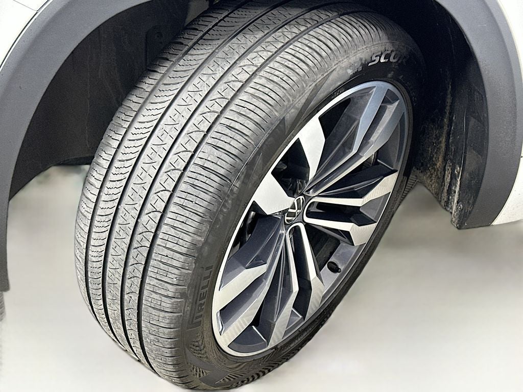 2021 Volkswagen Atlas 3.6L V6 SEL Premium R-Line 4Motion 21.5