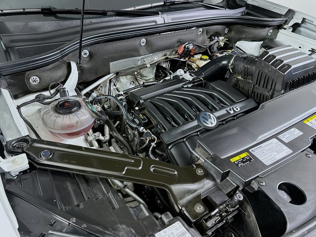 2021 Volkswagen Atlas 3.6L V6 SEL Premium R-Line 4Motion 21.5