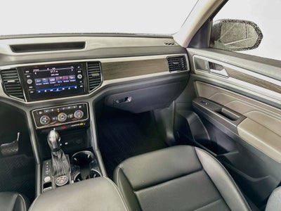 2022 Volkswagen Atlas 3.6L V6 SE w/Technology