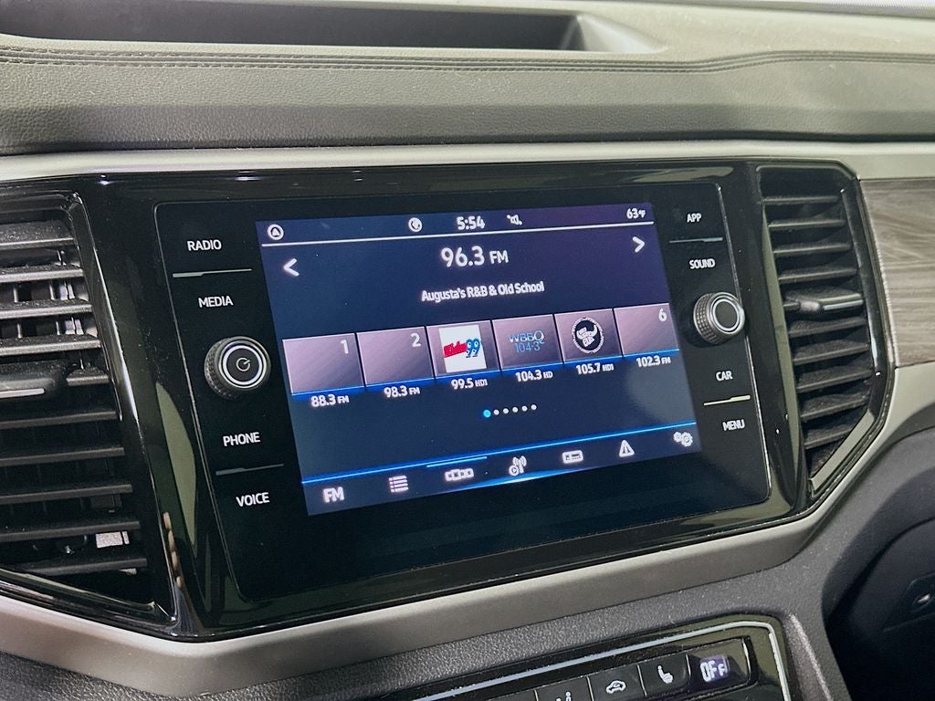 2023 Volkswagen Atlas Cross Sport 2.0T SE w/Technology