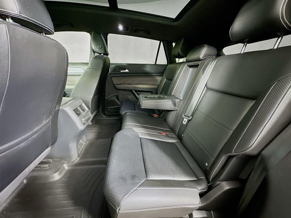 2023 Volkswagen Atlas Cross Sport 2.0T SE w/Technology