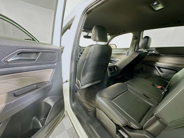 2021 Volkswagen Atlas Cross Sport 3.6L V6 SE w/Technology R-Line