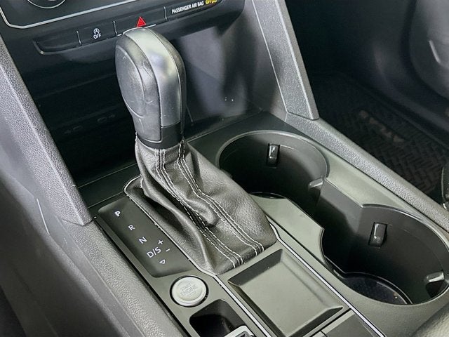 2021 Volkswagen Atlas Cross Sport 3.6L V6 SE w/Technology R-Line