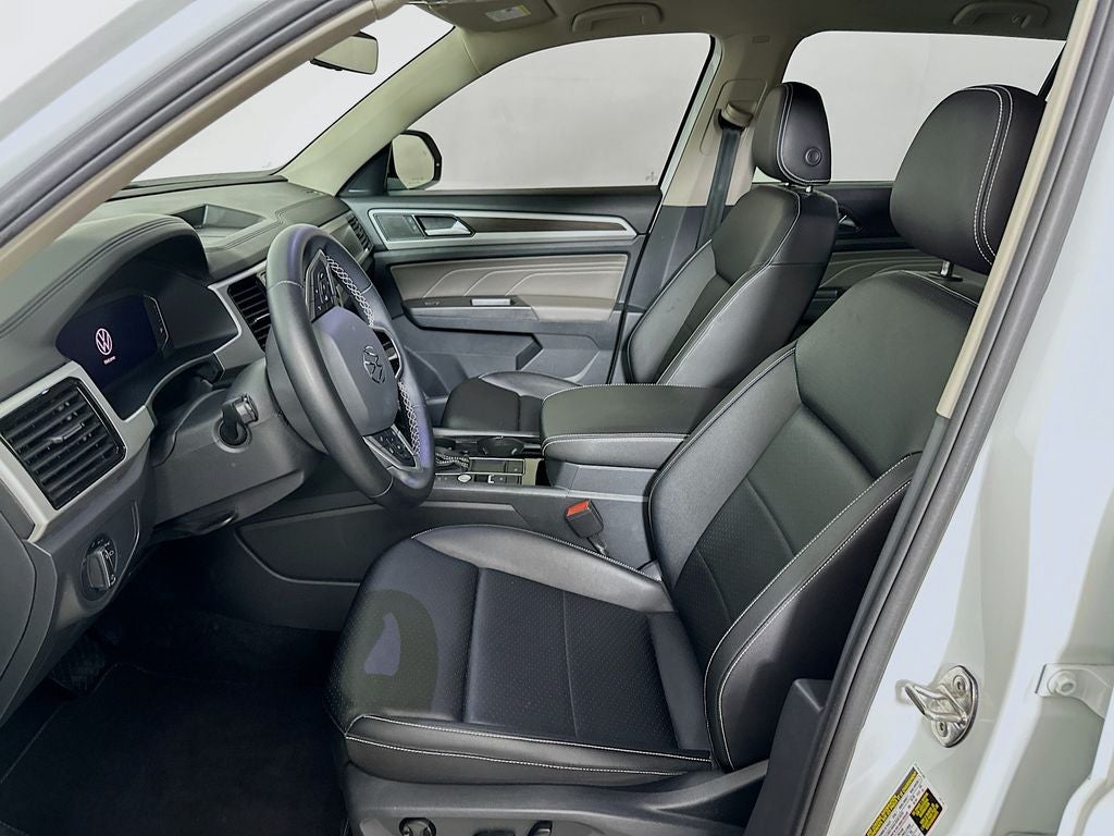 2023 Volkswagen Atlas 2.0T SE w/Technology