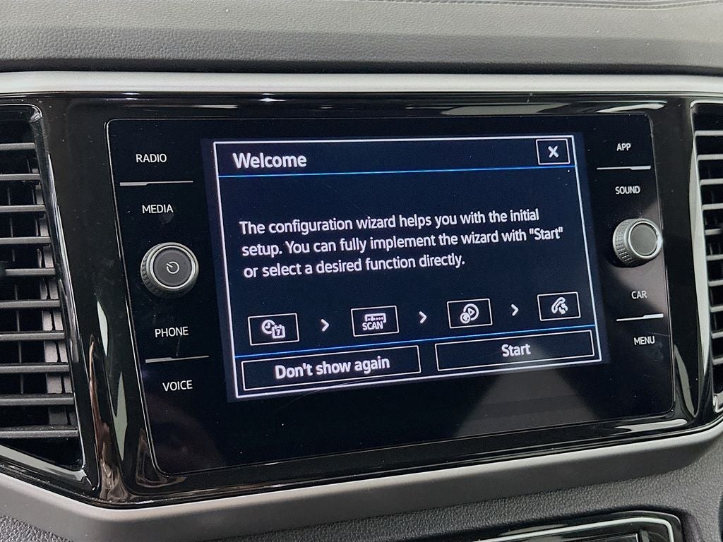 2023 Volkswagen Atlas 3.6L V6 SE w/Technology