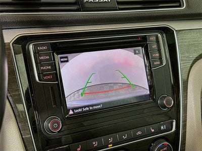 2018 Volkswagen Passat 2.0T SE