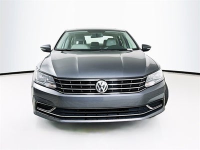 2018 Volkswagen Passat 2.0T SE