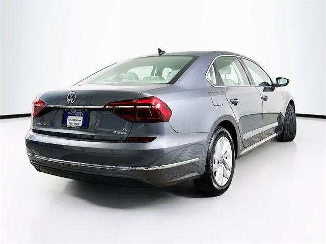 2018 Volkswagen Passat 2.0T SE