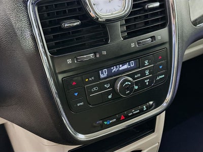 2011 Chrysler Town & Country Touring-L