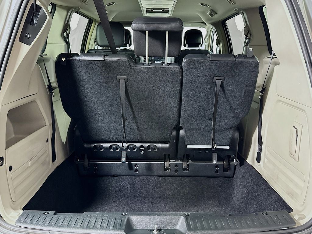 2011 Chrysler Town & Country Touring-L